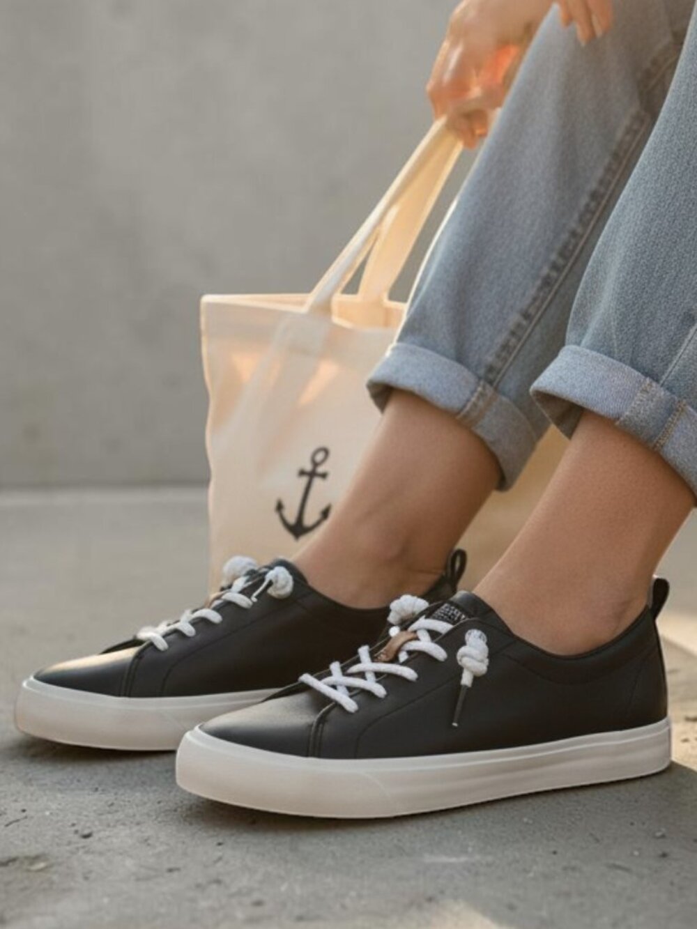 Sperry Cove Lace Up Black & White Leather Platform Sneakers - Size 6.5 NIB/NWT
